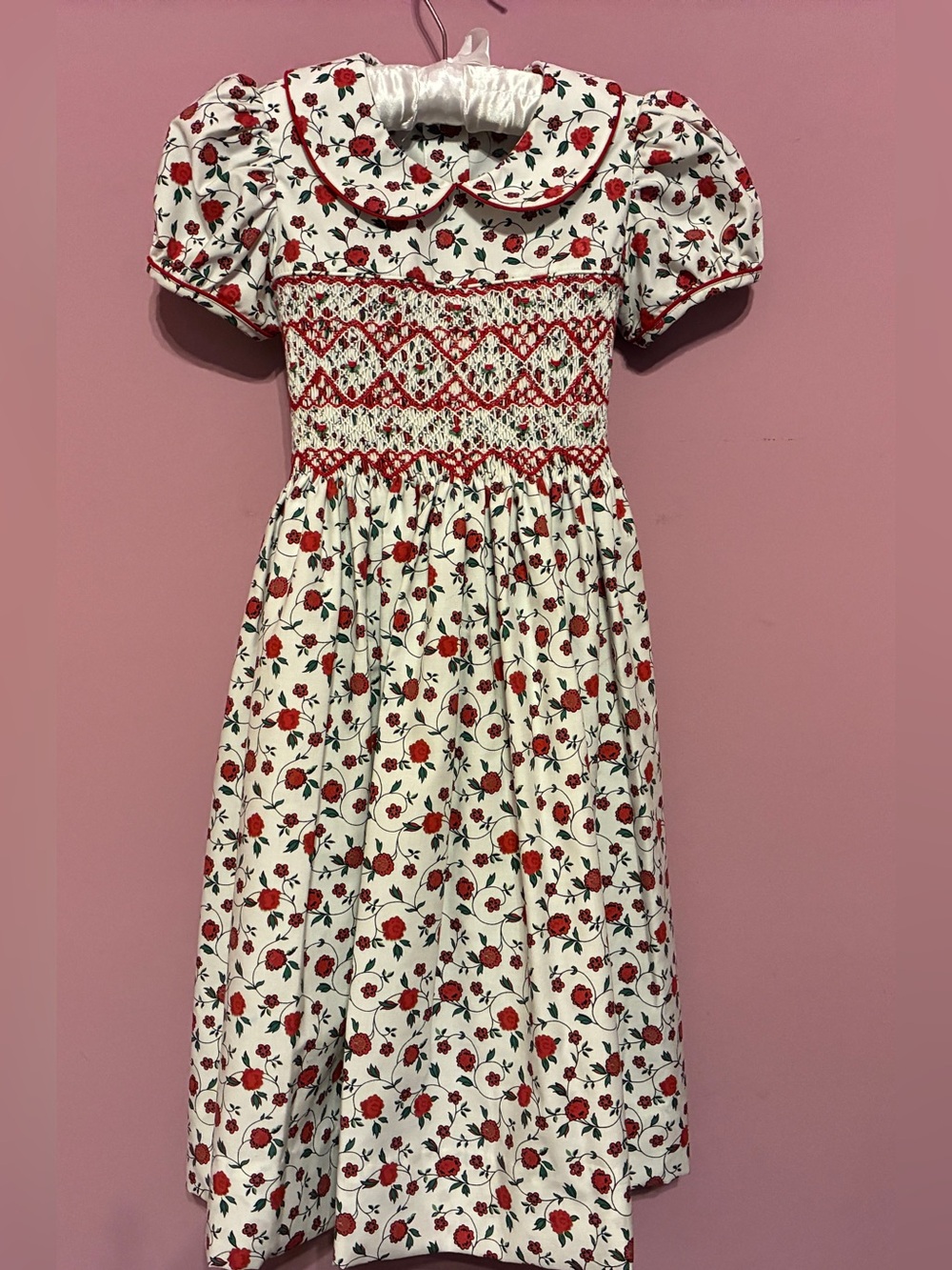 Classic White & Red Floral Smocked Kids Dress by Edgehill Sz 5